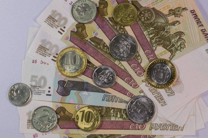 Эльман Мехтиев - Россияне берут кредиты просто для поддержания жизни - pravda-tv.ru - Россия