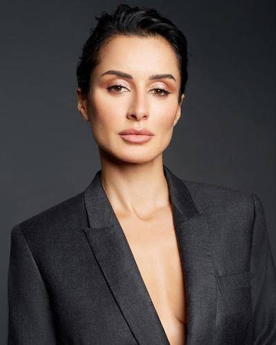 Тина Канделаки - Канделаки спасает убыточный бизнес откровенными фотографиями - vistanews.ru