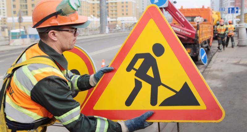 Движение транспорта ограничили на ряде столичных улиц - vm.ru