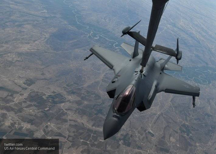 Андрей Фролов - Военный эксперт назвал американский истребитель F-35 «айфоном» на фоне российского Су-57 - newinform.com - Россия - США - Турция - Анкара