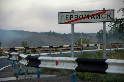 Киев сорвал перемирие в Донбассе - lenta.ru - Украина - Киев - обл. Донецкая - Донецк - ЛНР - Луганск - Первомайск