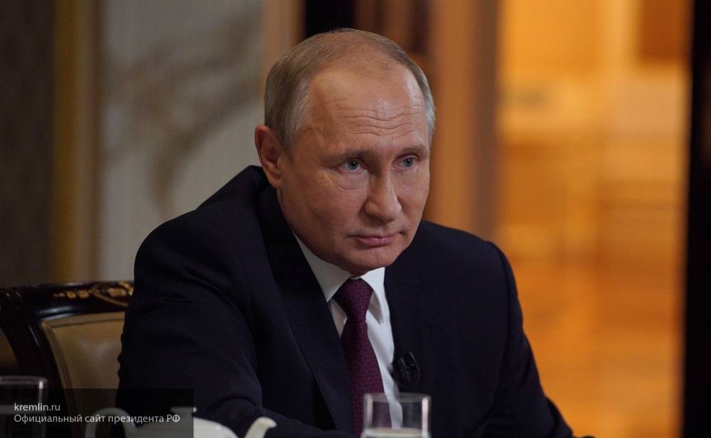 Владимир Путин - Виктор Медведчук - Оливер Стоун - Путин может стать крестным отцом американского режиссера Стоуна - politexpert.net - Россия - США - Украина