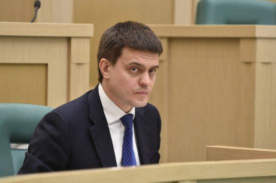 Михаил Котюков - Российские вузы смогут участвовать в повышении инвестиционной привлекательности допобразования - pnp.ru - Россия