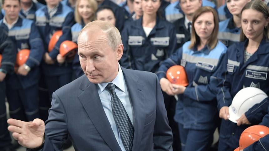Владимир Путин - Путин рассказал, почему нельзя «завинтить» цены на бензин - 5-tv.ru - Россия - Иркутская обл.