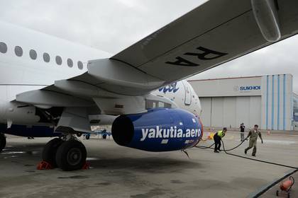 У Sukhoi Superjet 100 в полете треснуло стекло - lenta.ru - Южная Корея - Екатеринбург - респ. Саха - Салехард - Владивосток