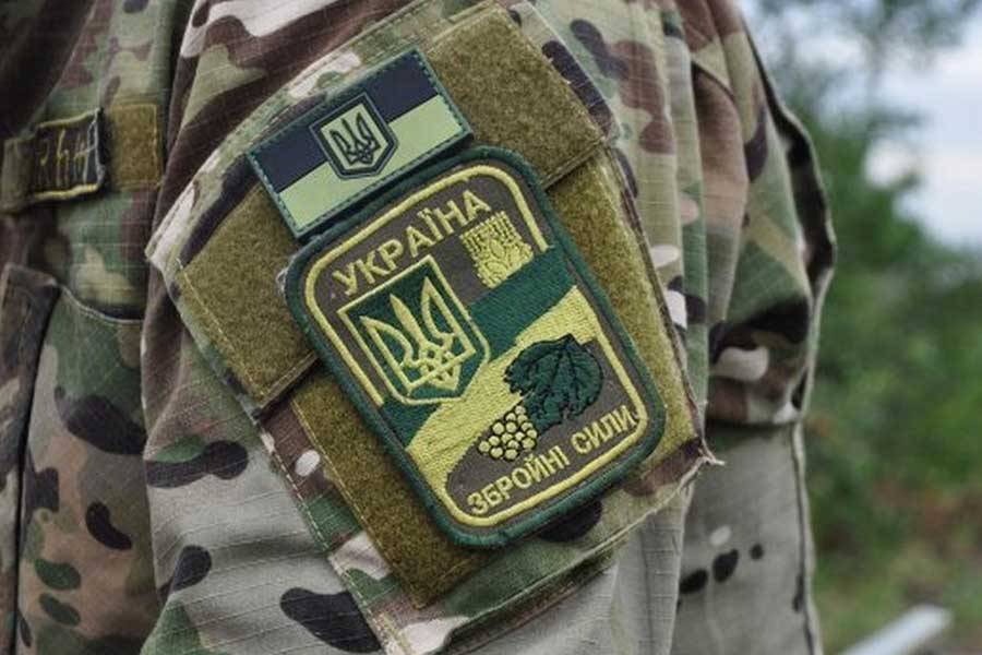 Яков Осадчий - В Донбассе пьяный украинский боевик дезертировал с оружием - news-front.info - ЛНР