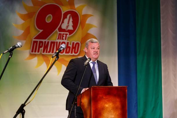 Сергей Гапликов - Сергей Гапликов вручил жителям Прилузья госнаграды - bnkomi.ru - респ. Коми - район Прилузский