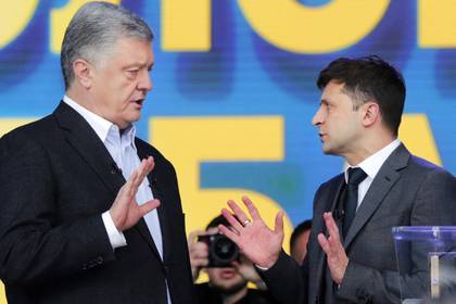 Владимир Зеленский - Петр Порошенко - Святослав Вакарчук - Виктор Медведчук - Юлия Тимошенко - Одновременно проголосовавшие Зеленский и Порошенко запутали журналистов - lenta.ru - Украина