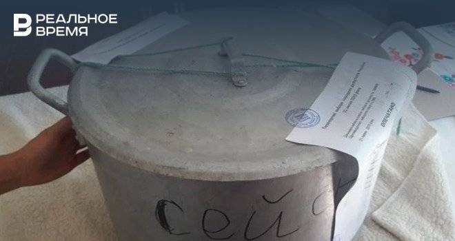 В одном из украинских сел члены избиркома вместо сейфа пользовались кастрюлей - realnoevremya.ru - Россия - Украина - Кировоградская обл.