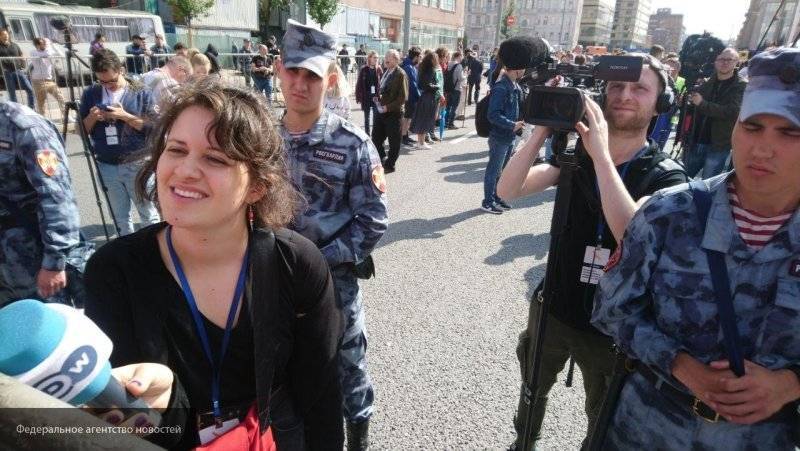 Валентин Горбунов - Дмитрий Гудков - Владимир Шаповалов - Илья Ремесло - Оппозиция опустилась до митинга-шантажа, пытаясь протолкнуть своих кандидатов в МГД - nation-news.ru - Москва - Московская обл.
