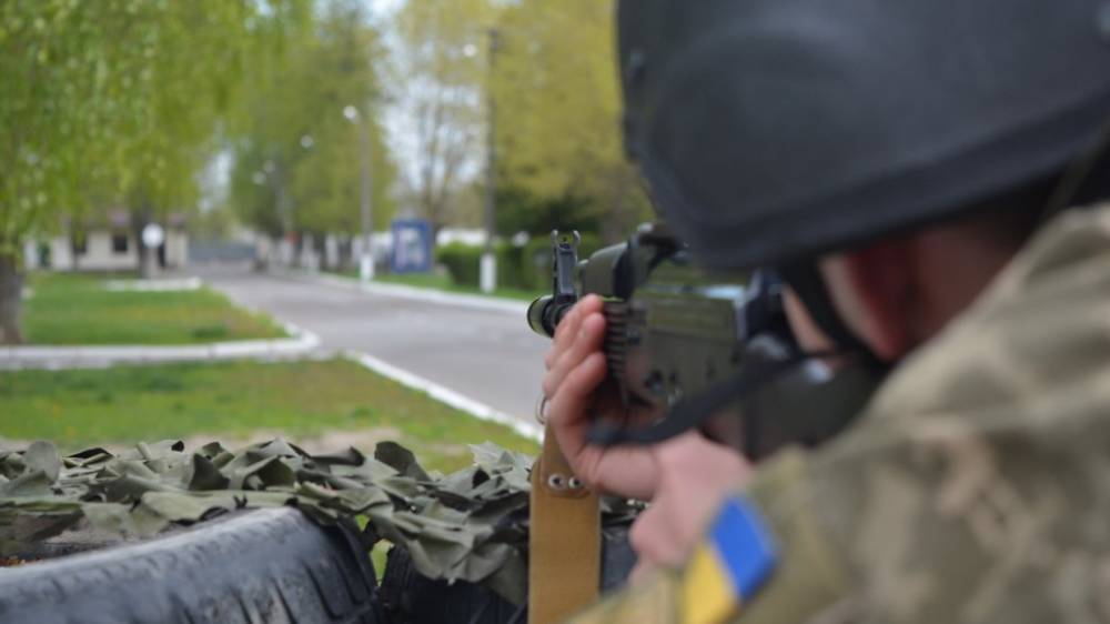 Донбасс сегодня: перемирию конец, «правосеки» убивают людей, Луганск принимает раненых - riafan.ru - Россия - Украина - ДНР - Горловка - Донецк - ЛНР - Луганск - Докучаевск - Первомайск