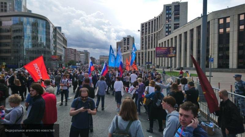 Константин Янкаускас - Дарья Балясникова - Оппозиция на Сахарова безуспешно пыталась провоцировать полицию оскорблениями - nation-news.ru
