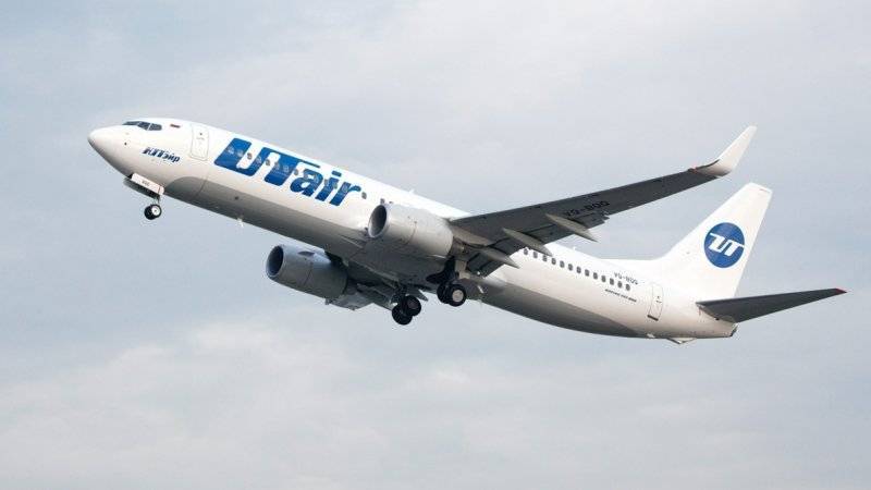 Лайнер «UTair» вынужденно сел в Екатеринбурге из-за сигнала датчика топлива - polit.info - Екатеринбург - Самара - Сургут
