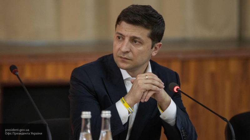 Владимир Зеленский - Петр Порошенко - Святослав Вакарчук - Юлий Тимошенко - Софья Алимова - Партия Зеленского "Слуга народа" лидирует на парламентских выборах на Украине - nation-news.ru - Украина