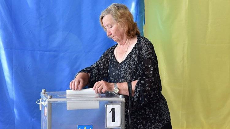На выборах в Верховную раду проголосовала половина избирателей - crimea.ria.ru - Украина - Крым - Симферополь