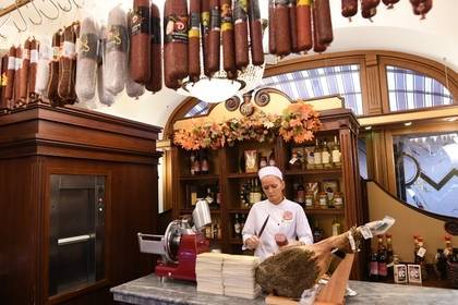 Louis Vuitton - Американская журналистка рассказала о поразившем ее месте в Москве - lenta.ru - Москва - США