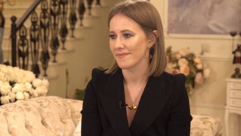 Ксения Собчак - Ларс Фон-Триер - Собчак заявила, что россиянам пора прекратить попрекать ее «Домом-2» - polit.info - респ. Чечня