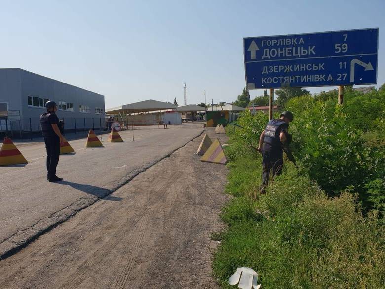 Возле КПП «Майорск» обнаружен арсенал боеприпасов | Новороссия - novorosinform.org - Украина - ДНР - Горловка - Майорск