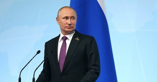 Vladimir Putin - Putin Seeks to Lock in Parliament Control - udf.by - Russia