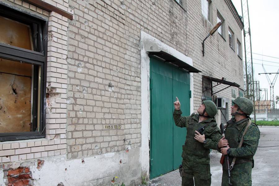 ВСУ обстреляли Донбасс за несколько часов до перемирия - m24.ru - Украина - ДНР - Минск - ЛНР - Первомайск
