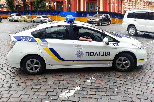 На Украине полиция проверяет сообщения о минировании избирательных участков - aif.ru - Украина - Харьков - Одесская обл. - район Раздельнянский