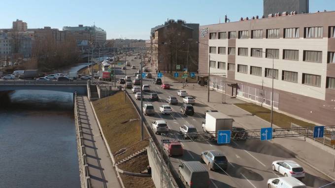 Украина перенесла запрет на ввоз автомобилей Lada на 2020 год - piter.tv - Россия - Украина - Донбасс
