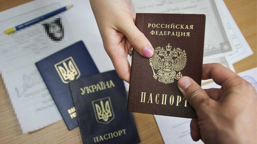 Владимир Путин - Александр Данилюк - Киев поставили на место в споре о паспортах - utro.ru - Москва - Россия - Украина - Киев - ДНР - ЛНР - Донбасс
