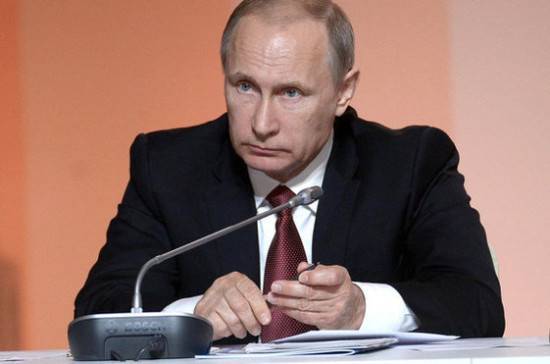 Владимир Путин - Сергей Скрипаля - Оливер Стоун - Путин не верит в отравление Скрипаля сотрудниками британских спецслужб - pnp.ru - Россия - США