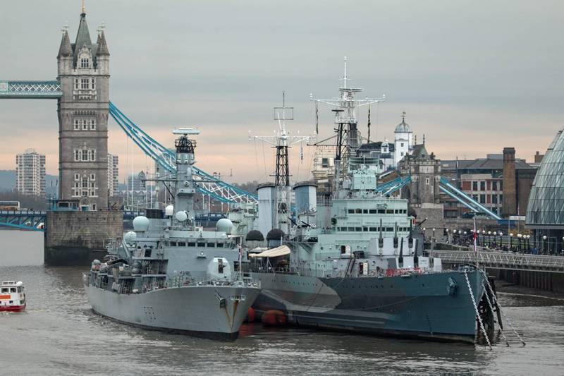 Лондон признал несостоятельность своих Военно-морских сил - topwar.ru - Англия - Лондон - Тегеран - Оман - Бендер-Аббас