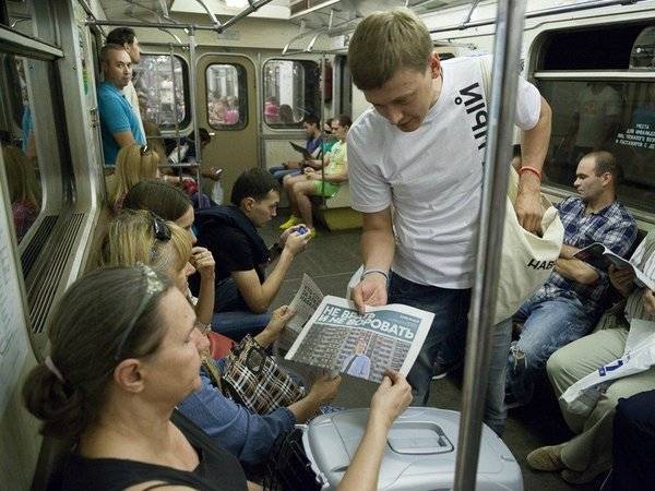Алексей Навальный - Москвичи попросили проверить размещение штаба Навального в подвале жилого дома - polit.ru - Москва - Москва
