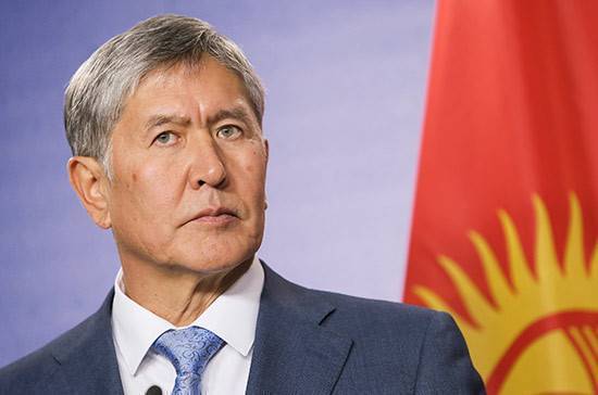 Алмазбек Атамбаев - Следователей МВД Киргизии не пустили в резиденцию Атамбаева - pnp.ru - Киргизия