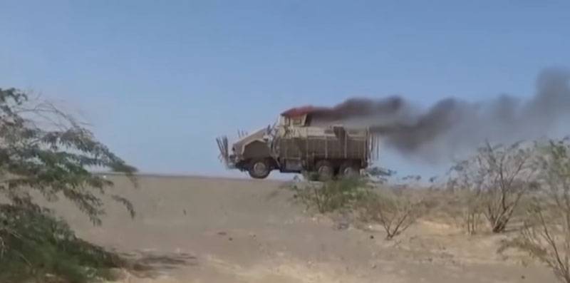 Показано, как броня спасла саудовских военных от ПТУР хуситов - topwar.ru - Саудовская Аравия