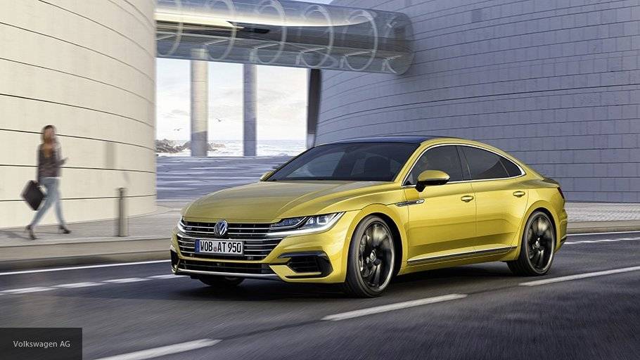 Названы сроки начала российских продаж лифтбека Volkswagen Arteon - newinform.com - Россия - Германия - Женева