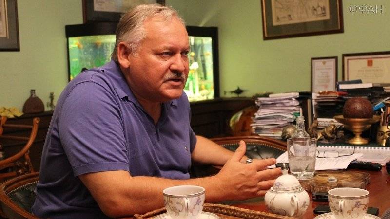 Владимир Зеленский - Петр Порошенко - Константин Затулин - Затулин предупредил об опасностях победы партии Зеленского на выборах в Раду - riafan.ru - Россия - Украина - Киев - Вашингтон