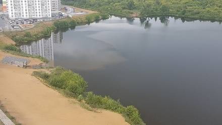 Пятна на воде вновь замечены в микрорайоне «Бурнаковский» - vgoroden.ru - Нижний Новгород - Нижний Новгород - Экология
