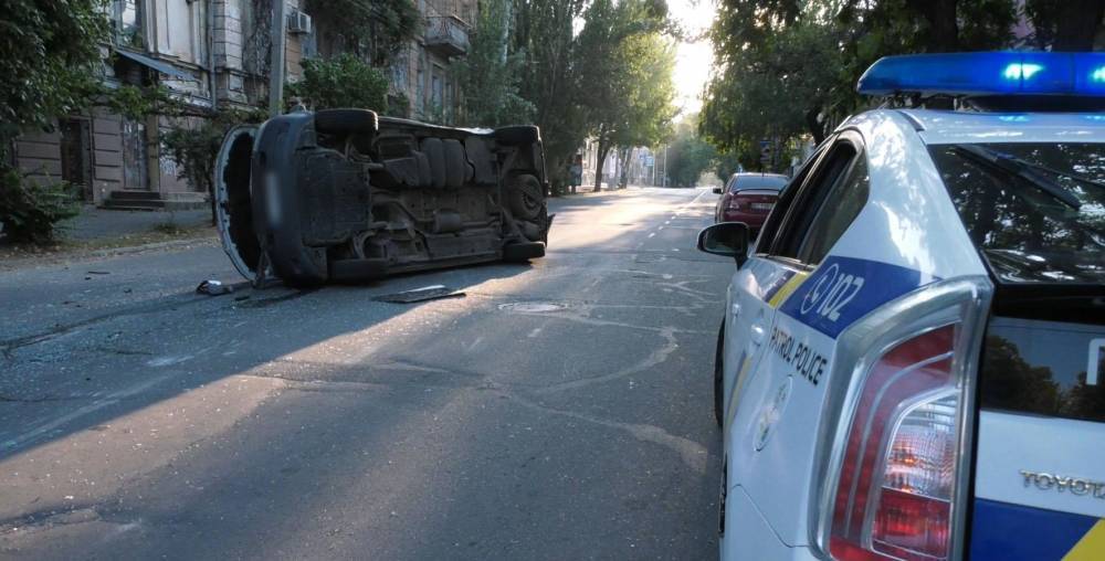 Члены УИК в Херсоне попали в ДТП при перевозке бюллетеней - news-front.info - Украина - Херсон