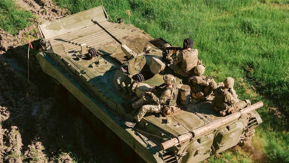 Даниил Безсонов - Михаил Забродский - Трое украинских военных утонули на учениях под руководством инструкторов НАТО - riafan.ru - Украина - Киев - Луганская обл. - ДНР - Львовская обл.