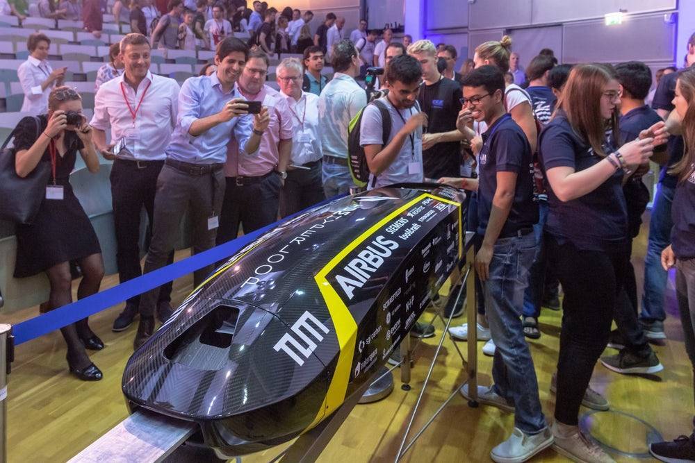 Илон Маск - Установлен новый рекорд конкурса Hyperloop One - fainaidea.com - США - Лос-Анджелес