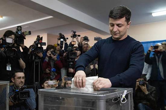 Владимир Зеленский - Евгений Коган - Эксперт назвал главную задачу Зеленского после победы «Слуги народа» - pnp.ru - Украина - Киев