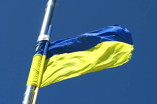 Владимир Зеленский - Петр Порошенко - Александр Дудчак - Политолог: объединение министерств не решит проблем Украины - pnp.ru - Украина