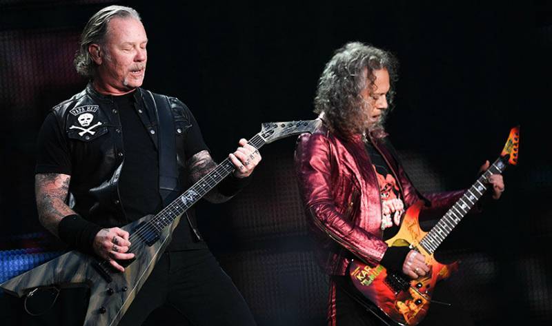 Виктор Цой - Группа Metallica спела «Группу крови» на русском языке - bloknot.ru - Москва - Россия