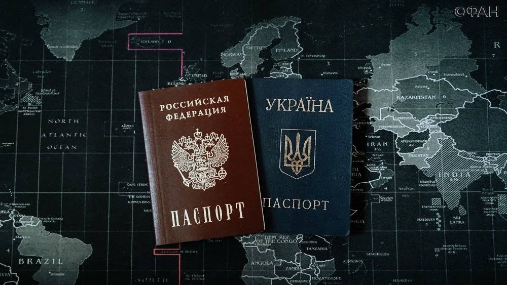 Франц Клинцевич - Александр Данилюк - Клинцевич посоветовал Киеву не препятствовать выдаче российских паспортов жителям Донбасса - riafan.ru - Москва - Россия - США - Украина - Киев - обл. Донецкая - ДНР - ЛНР - Донбасс