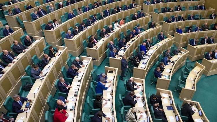 Павел Крашенинников - Валентина Матвиенко - Совфед поддержал закон о региональных брендах - polit.info - Россия