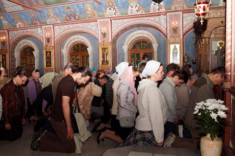Денис Денисов - Украинцам придётся затянуть пояса и без устали молиться за прекращение войны - politnavigator.net - Москва - Россия - Украина