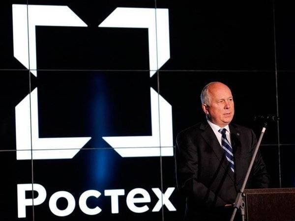 Владимир Путин - Дмитрий Медведев - Сергей Чемезов - Валентина Матвиенко - Чемезов заявил о 80% контрафактной воды в регионах - polit.ru - Россия