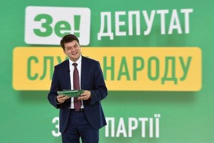 Дмитрий Разумков - Петр Порошенко - Святослав Вакарчук - Виктор Медведчук - Юлия Тимошенко - Партия Зеленского анонсировала новые выборы - lenta.ru - Украина