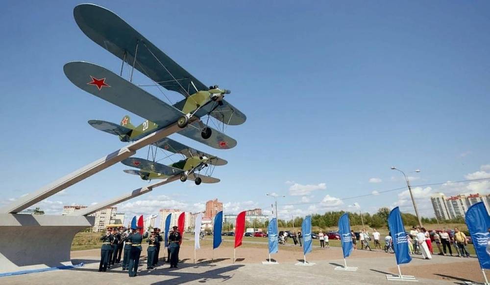 В городе запустили экскурсионный маршрут «Комендантский аэродром» - gorod-plus.tv - Россия - р-н Приморский