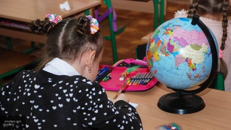 Павел Крашенинников - Ирина Яровая - Мария Белякова - Приоритетное право на прием в школу получат дети из одной семьи - nation-news.ru - Санкт-Петербург - Тверская обл.