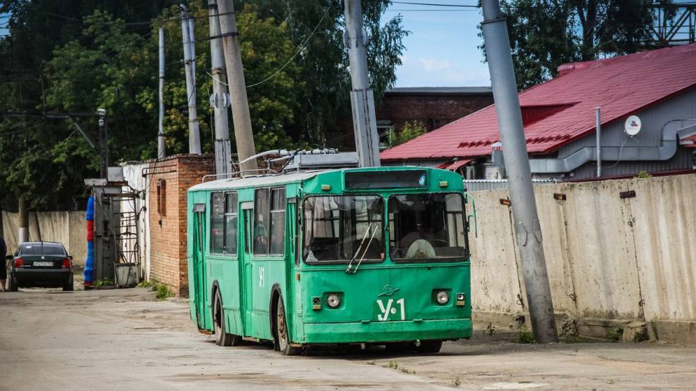 В Новосибирске из-за шутки в троллейбусном депо погибла женщина – РИА «7 новостей» - 7info.ru - Новосибирск