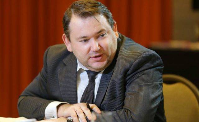 Петр Порошенко - Святослав Вакарчук - СМИ назвали возможного кандидата в премьеры Украины. РЕН ТВ - ren.tv - Украина